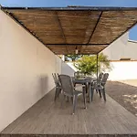 Casa vacanze Casa Luminosa Con Amplia Terraza En Roses, Cerca De La Playa Y Bien Equipada - Hisp-288-42 Roses
